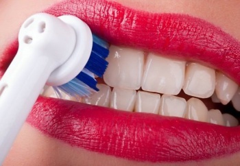 Фото к статье Зачем нужна электрическая зубная щетка 2.jpg