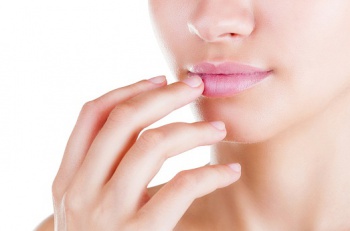 Фото к статье Как защитить губы от обветривания 1.jpg