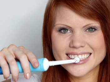 Фото к статье Зачем нужна электрическая зубная щетка 1.jpg